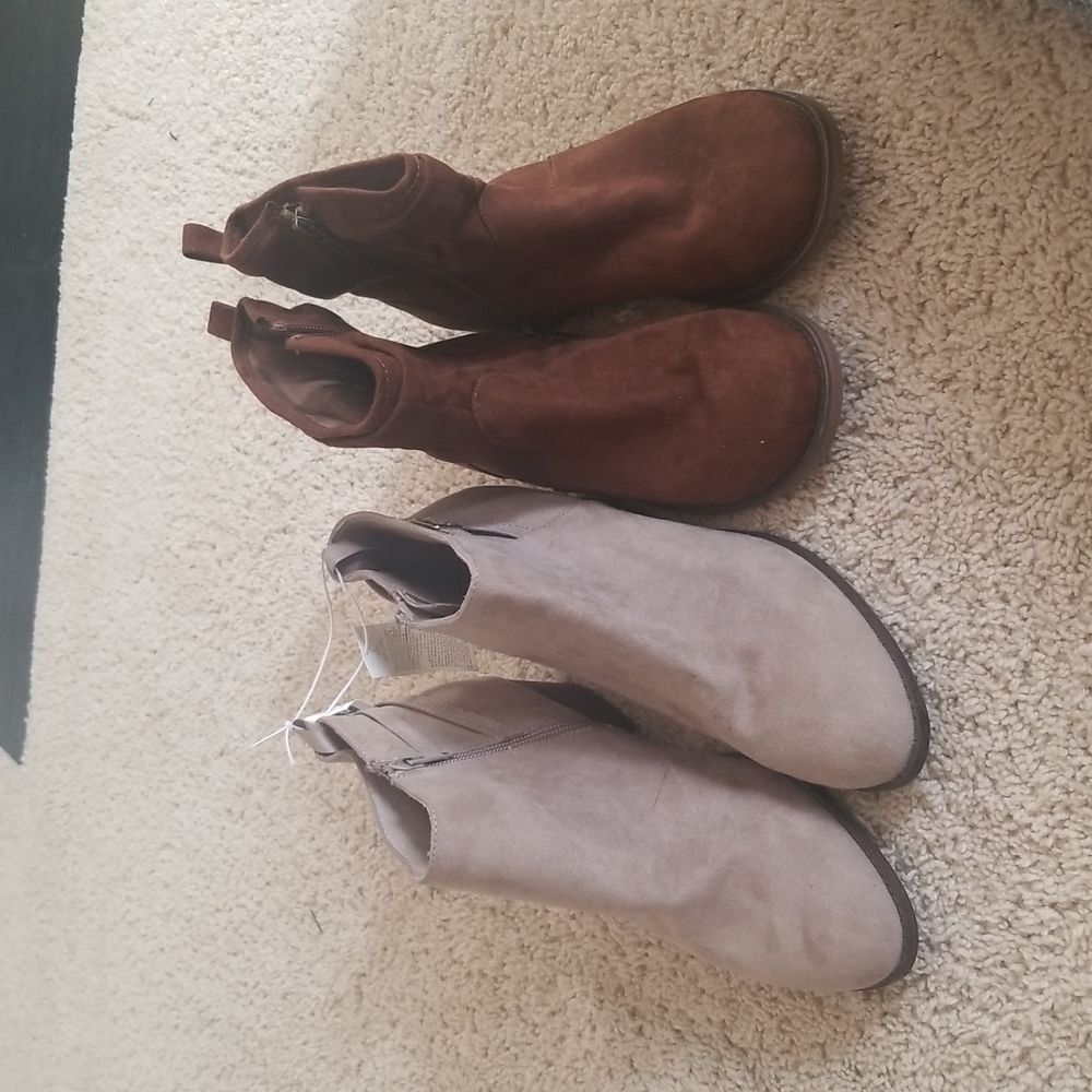 Two ankle boots. The old navy one is size 5 and the parker & sky is size 5.5 M